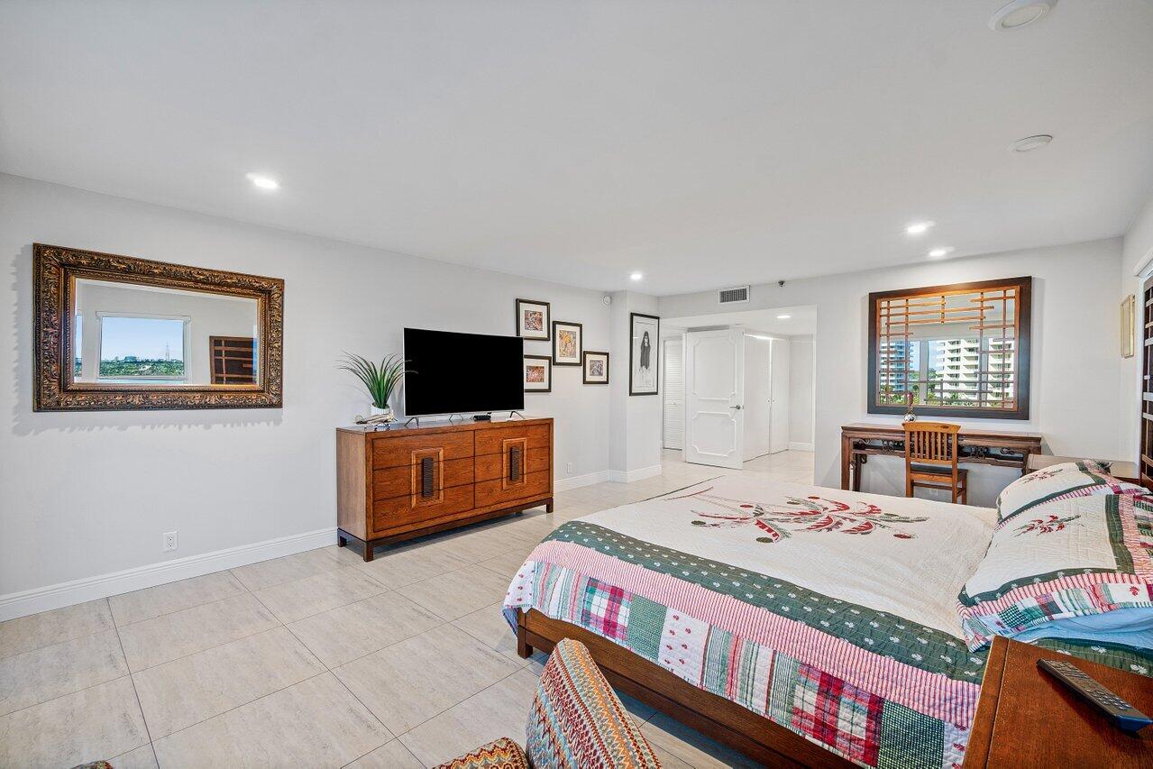 SEA RANCH CLUB OF BOCA I CONDO - Residential