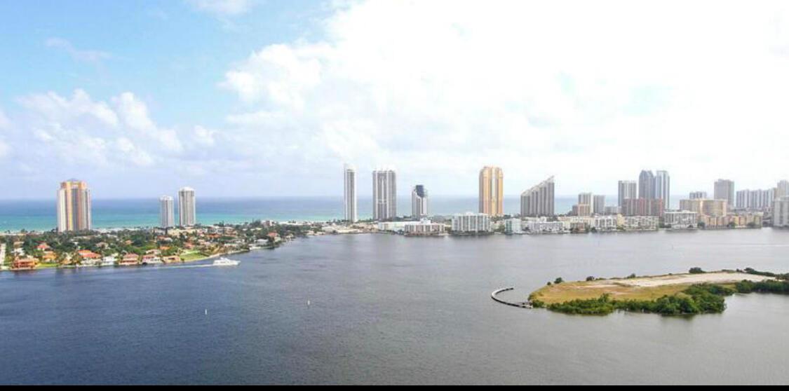 100 HIDDEN BAY - Residential Lease