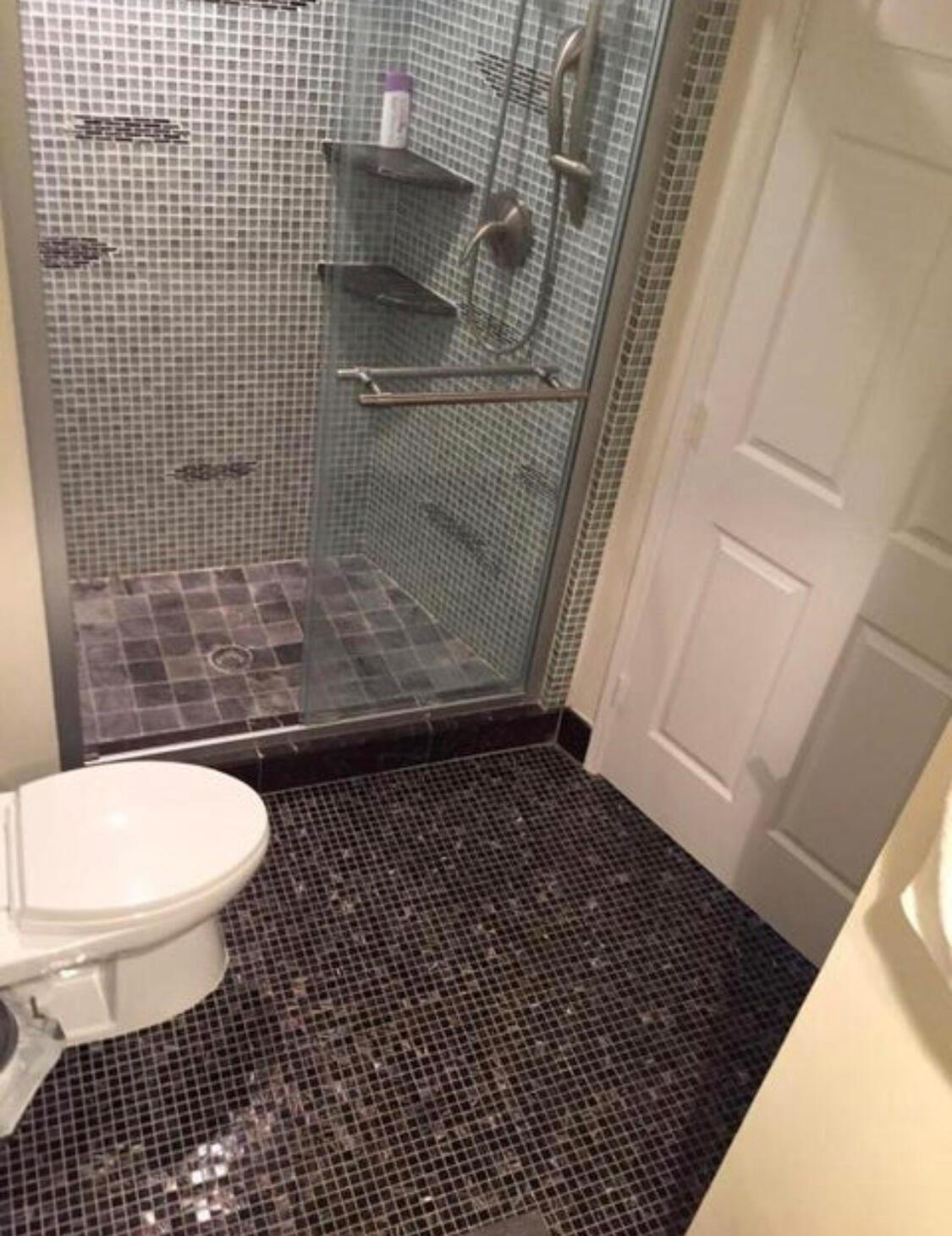 100 HIDDEN BAY - Residential Lease