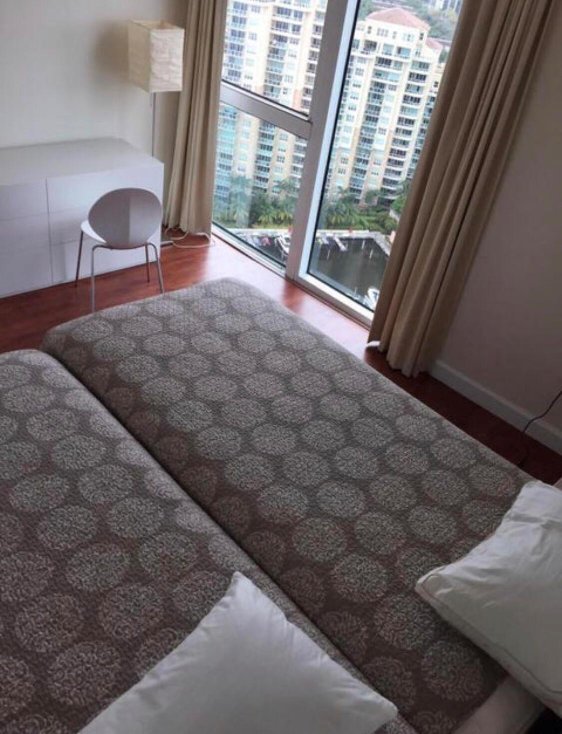 100 HIDDEN BAY - Residential Lease