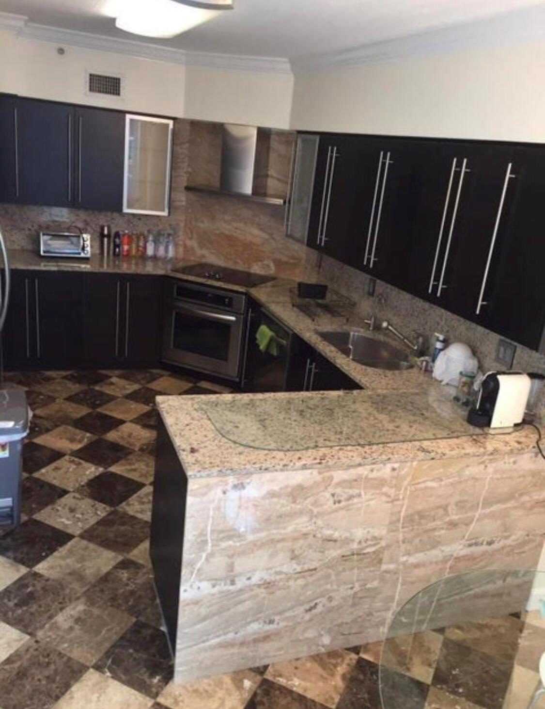 100 HIDDEN BAY - Residential Lease