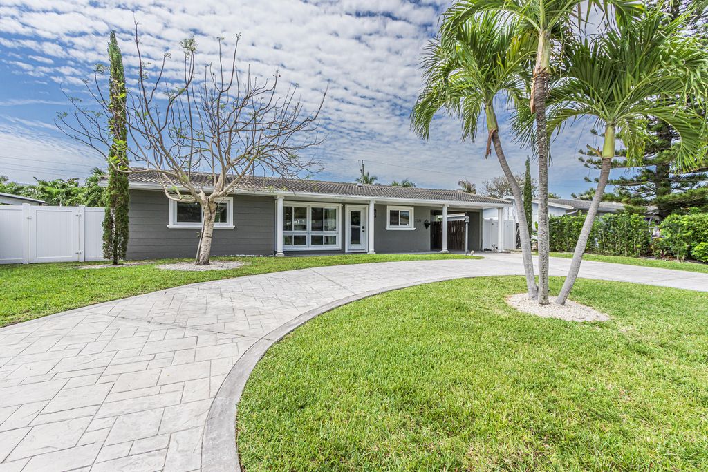 Photo of 2770 NE 53rd Street, Lighthouse Point, FL 33064 (MLS # B26024025)