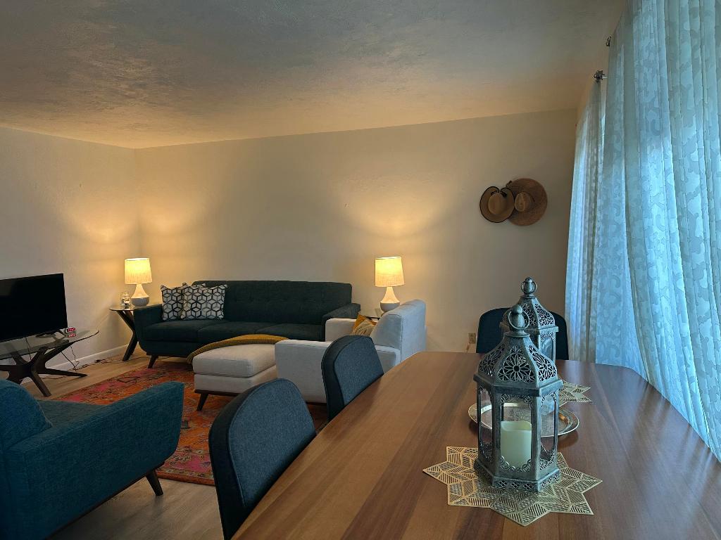 Lakeside Point - Residential