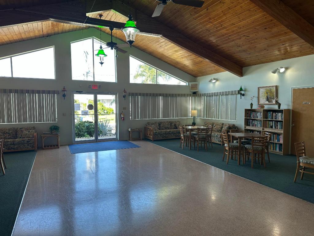 Lakeside Point - Residential