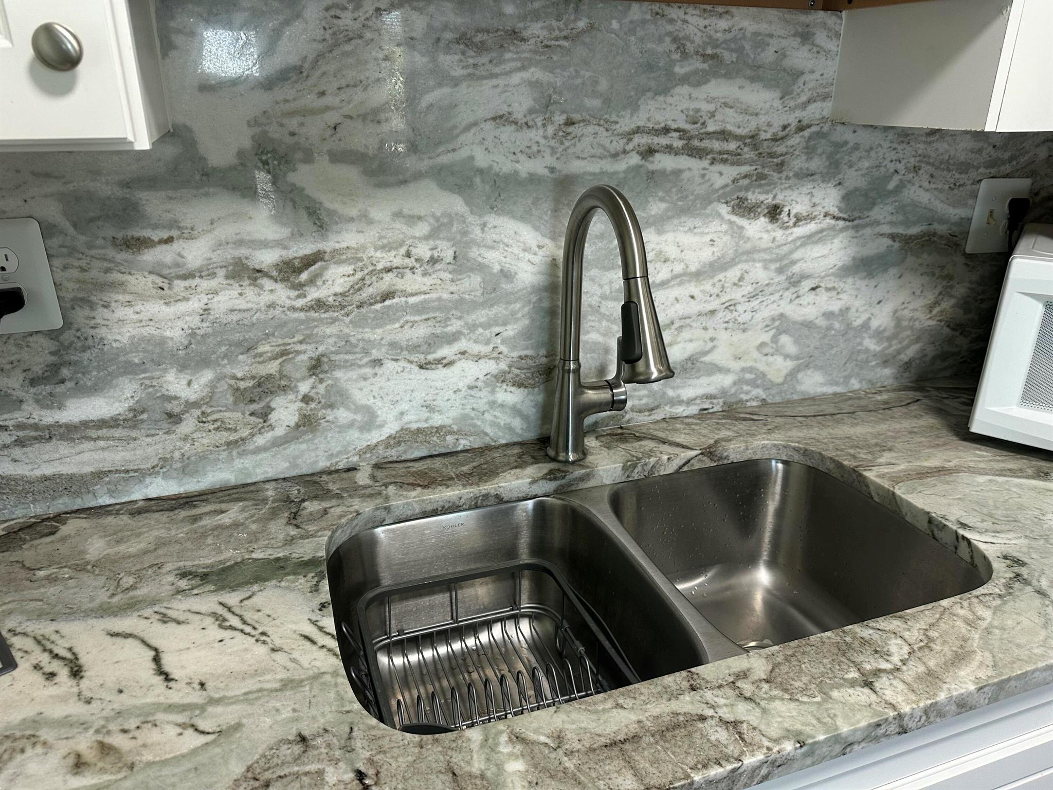 Lakeside Point - Residential