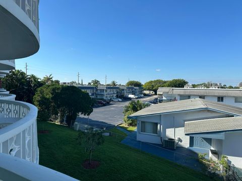 Tiny photo for 2381 Sunset Avenue #216, Lake Worth, FL 33461 (MLS # R11150333)