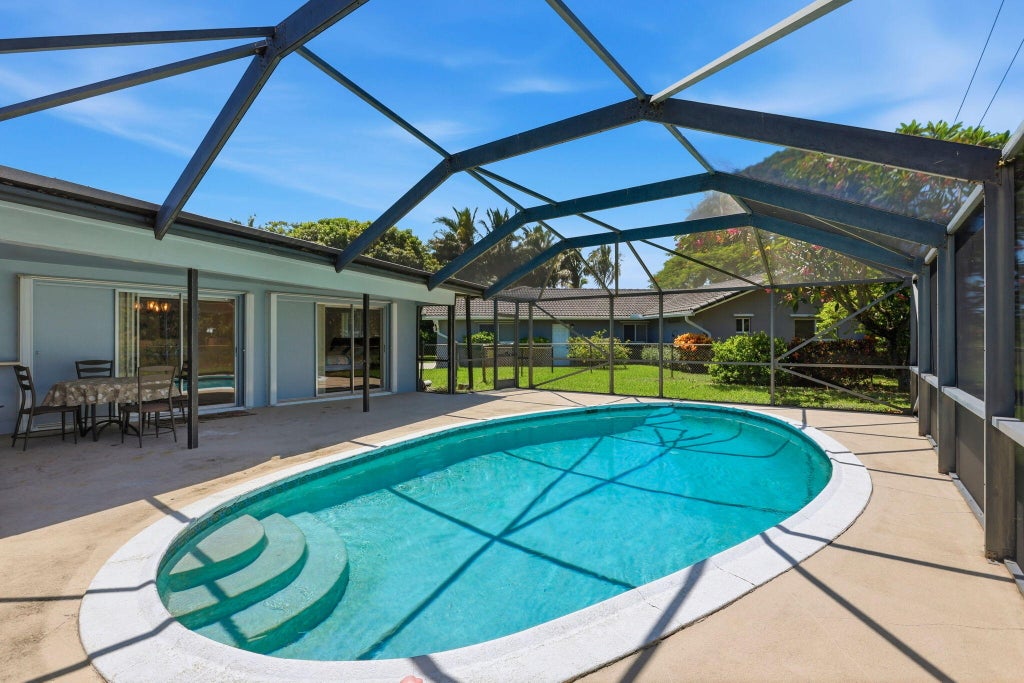 Photo of 115 Orchard Ridge Lane, Boca Raton, FL 33431 (MLS # B26066140)