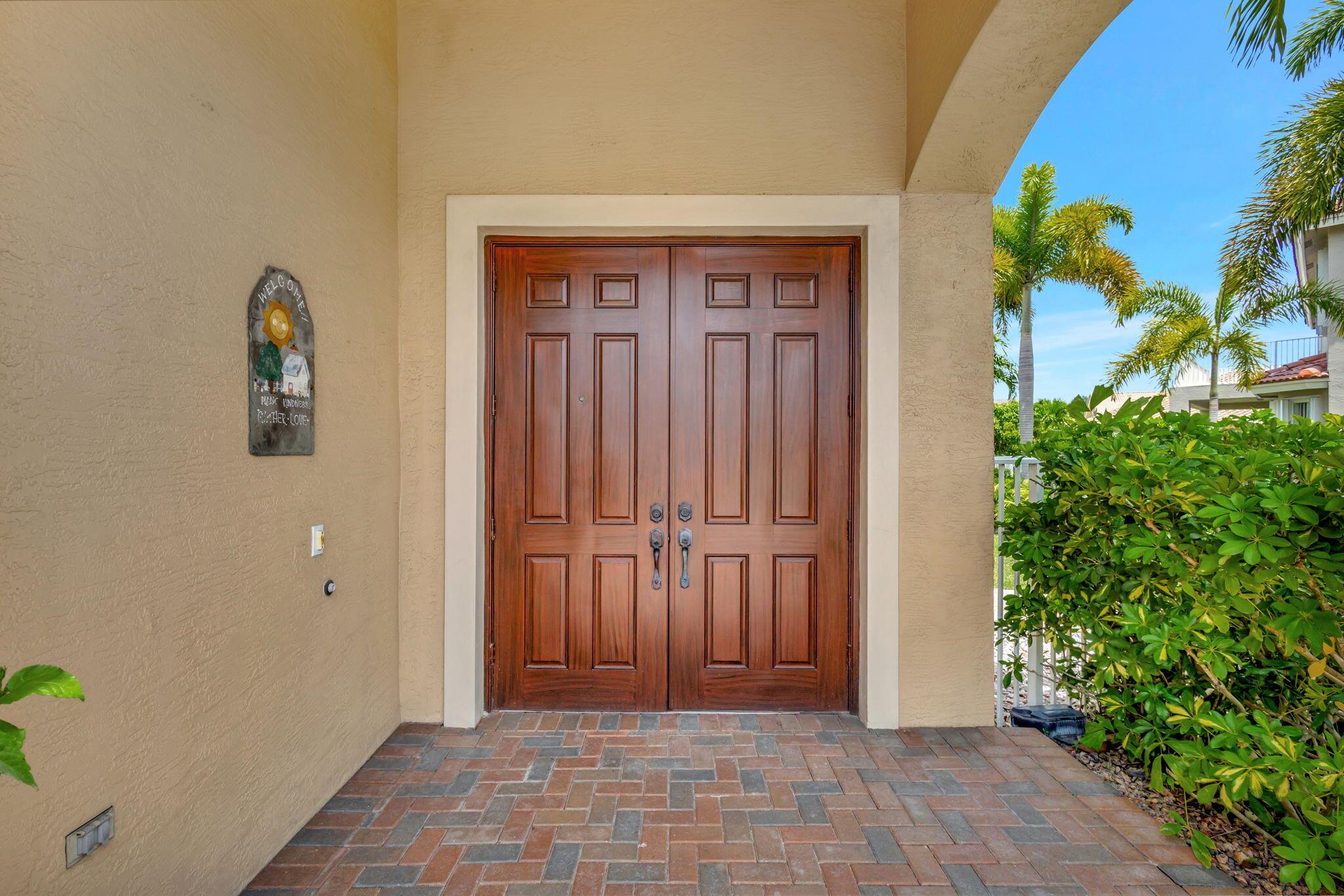 141 Bella Vista Way