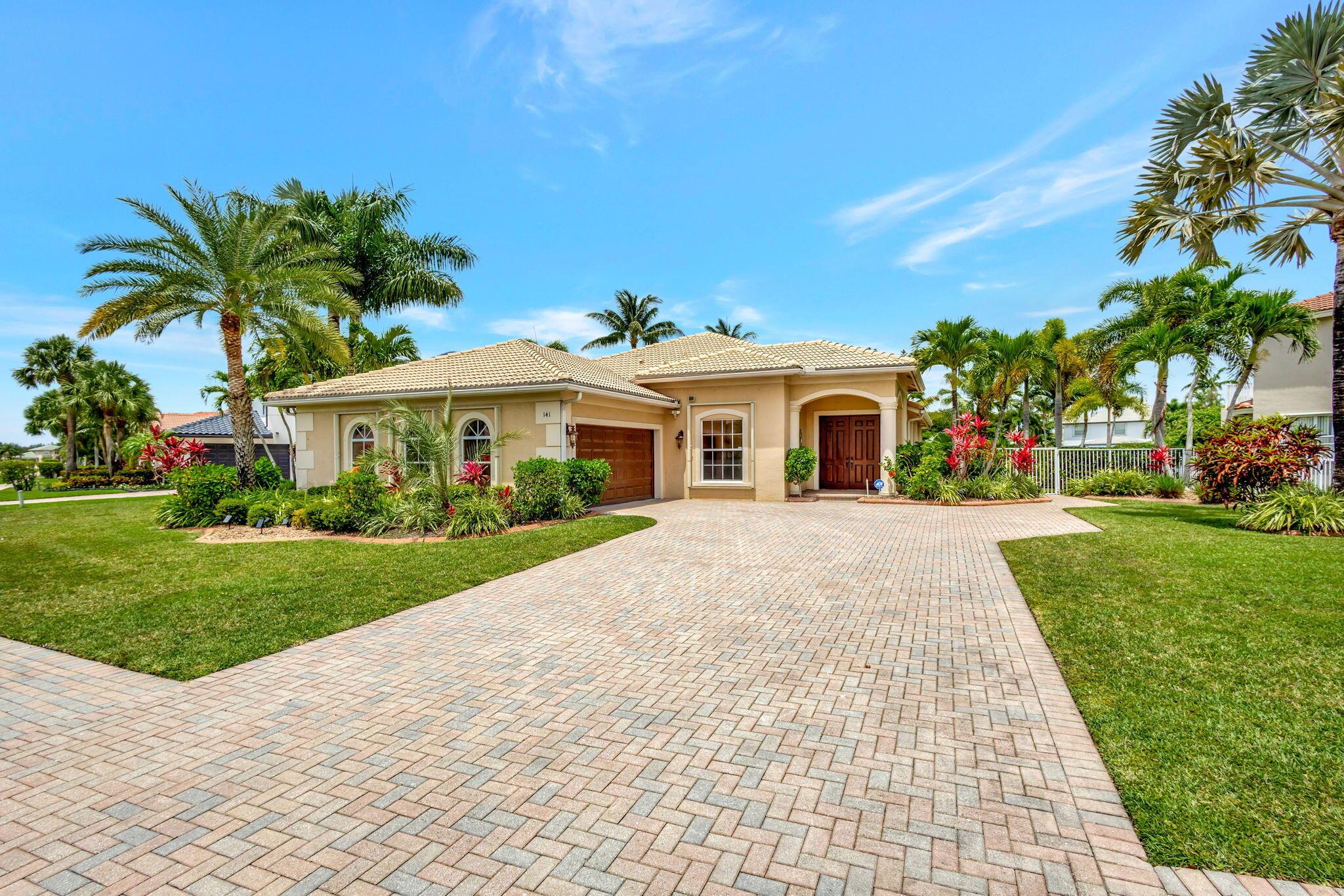 141 Bella Vista Way