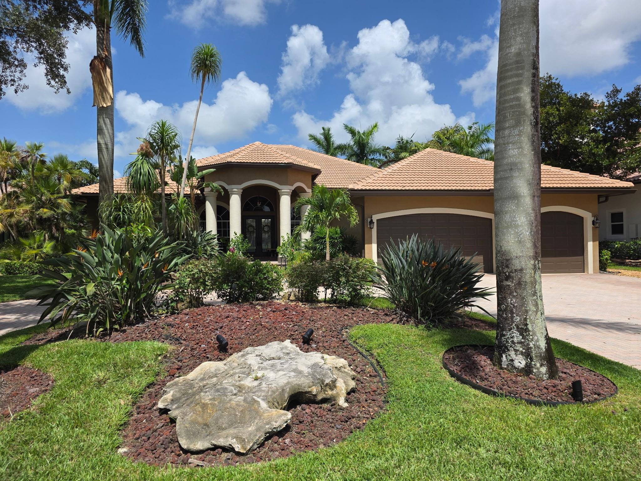 This beautiful 4-bedroom, 4.5 bathroom, +Den/Office home in the Coral Springs / Parkland area also offers a 3 car garage, pool, screened in porch and a new kitchen. Hugh primary suite with walk-in closets and French doors leading out to the pool area. Formal living room, formal dining, eat in kitchen overlooking the family room, 3 additional bedrooms, laundry room and attached garage. Quiet area, great schools, this home has a serene view of the water.