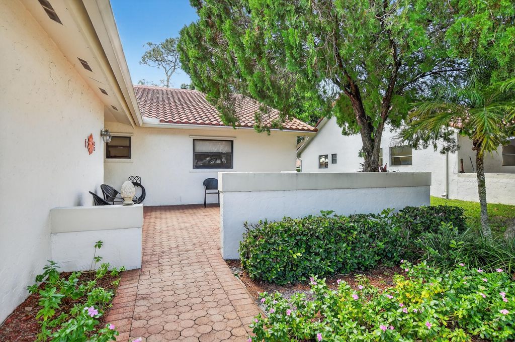 Photo of 6914 Escobar Court, Boca Raton, FL 33433 (MLS # R11123317)