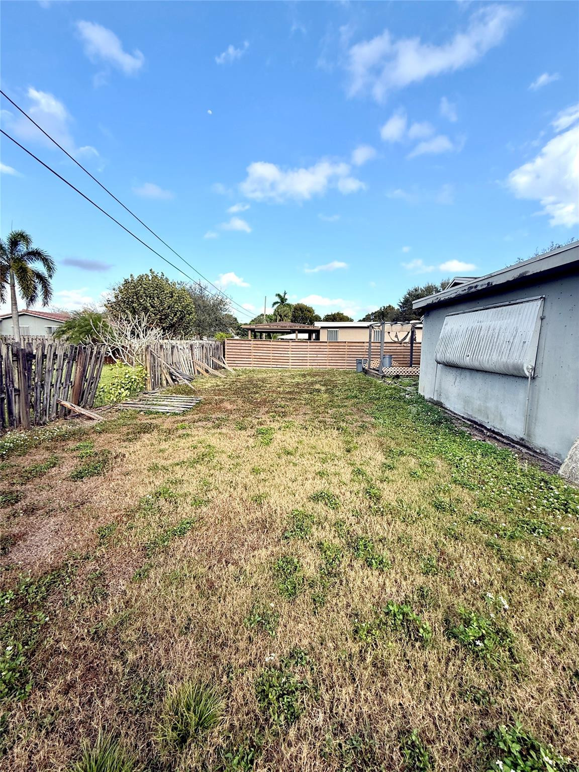 PLANTATION GARDENS 4TH SE - Residential