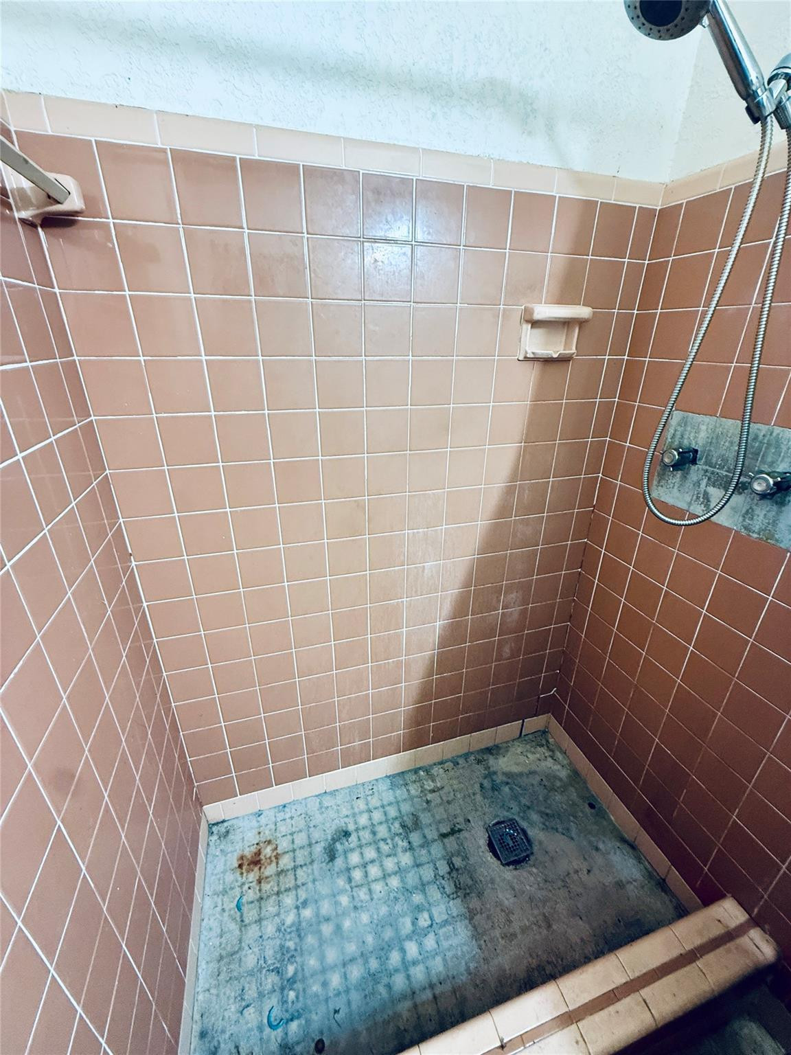 PLANTATION GARDENS 4TH SE - Residential