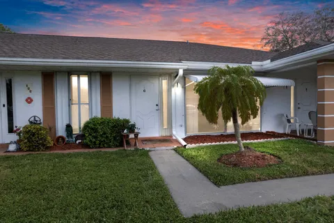122 Lakes End Drive Unit C, Fort Pierce, FL 34950 - MLS#: R11062753