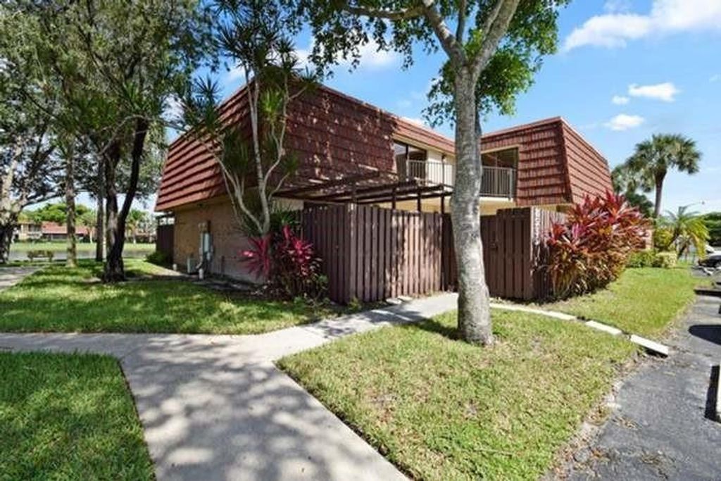 Photo of 8535 Boca Rio Drive, Boca Raton, FL 33433 (MLS # F10539796)