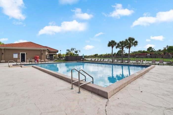 VILLAGE AT BOCA RIO PH 1 - Residential Lease