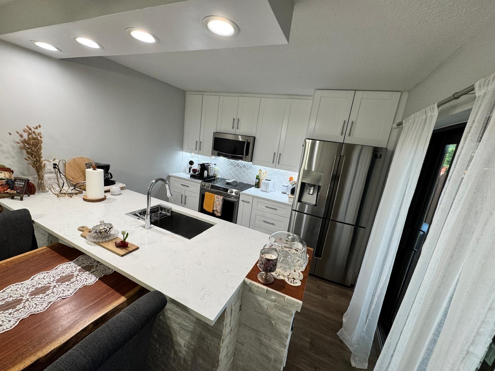 VILLAGE AT BOCA RIO PH 1 - Residential Lease