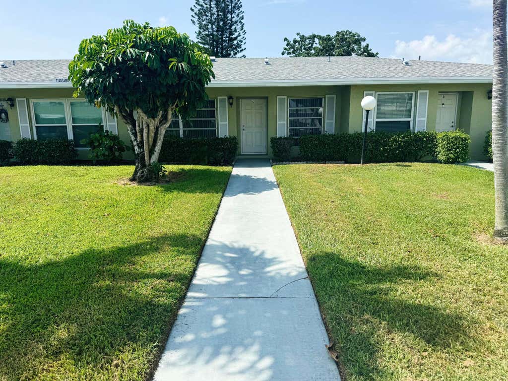 Photo of 1120 LEMON TREE Terrace #73-C, Delray Beach, FL 33445 (MLS # B26054834)