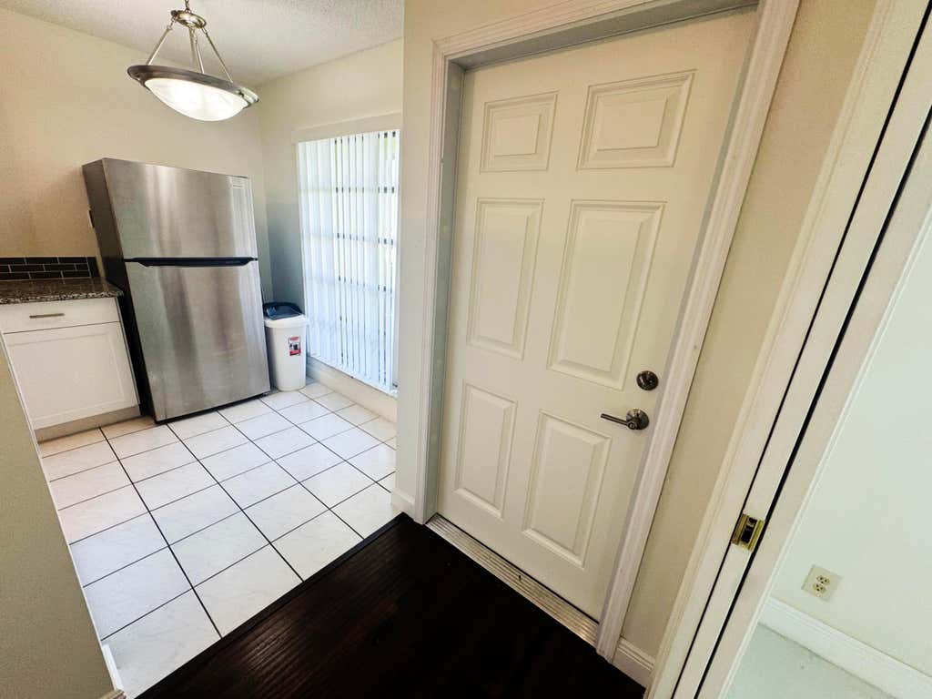 Photo of 1120 LEMON TREE Terrace #73-C, Delray Beach, FL 33445 (MLS # B26054834)