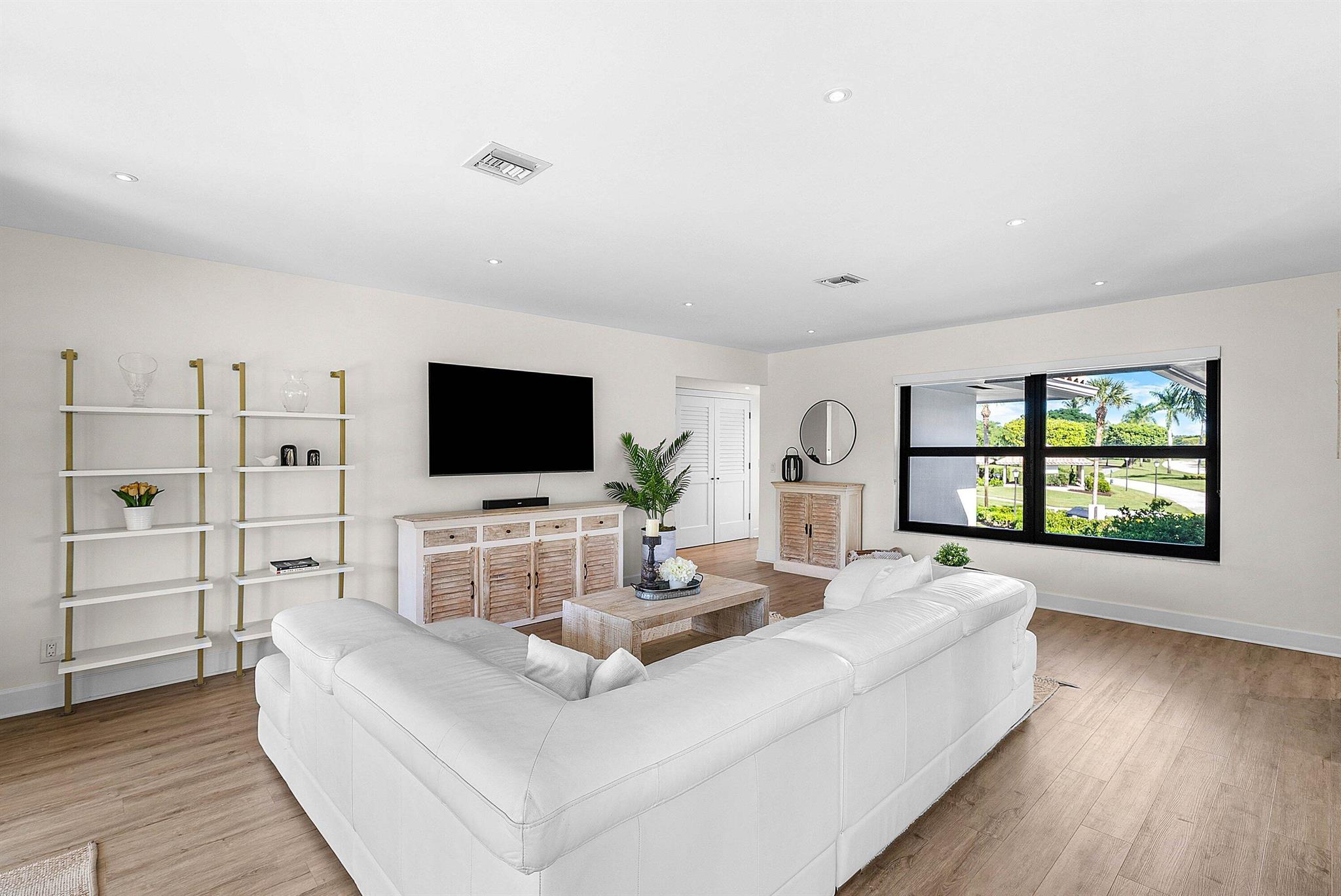 QUAIL RIDGE - Residential