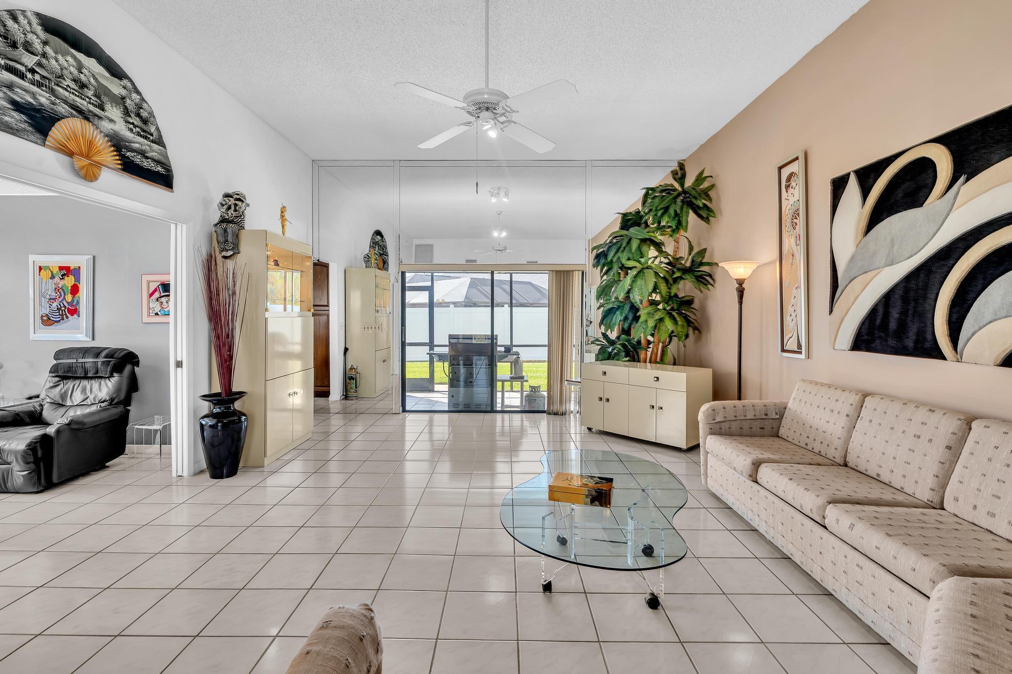 LAKES OF SHERBROOKE - Residential