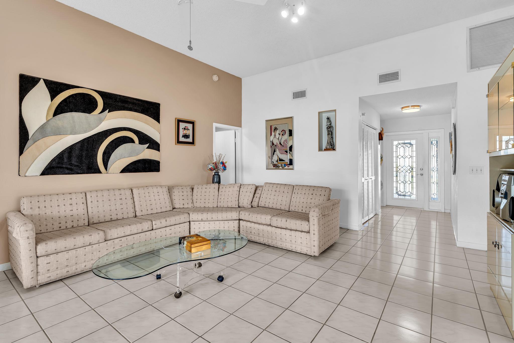 LAKES OF SHERBROOKE - Residential