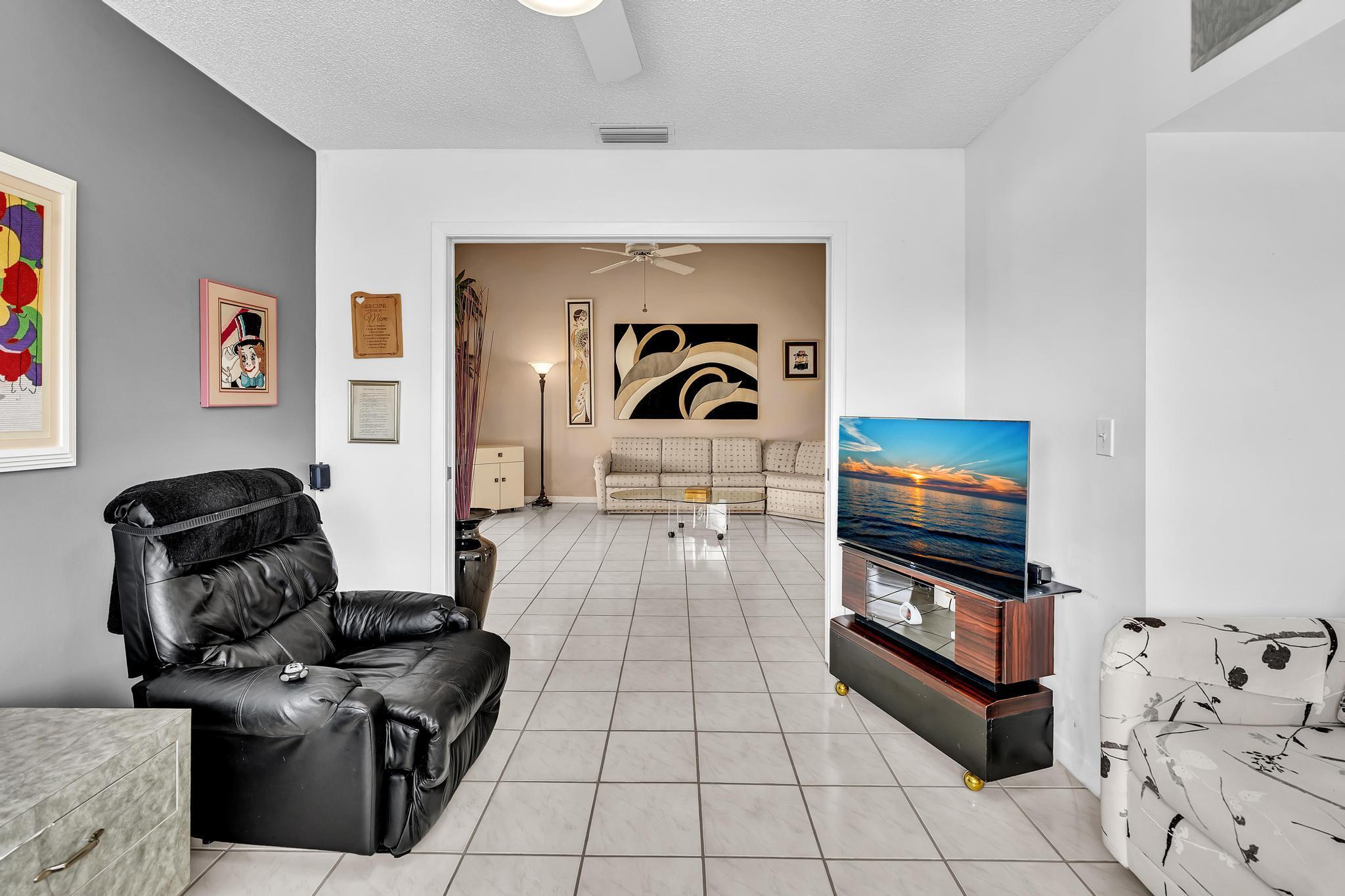 LAKES OF SHERBROOKE - Residential