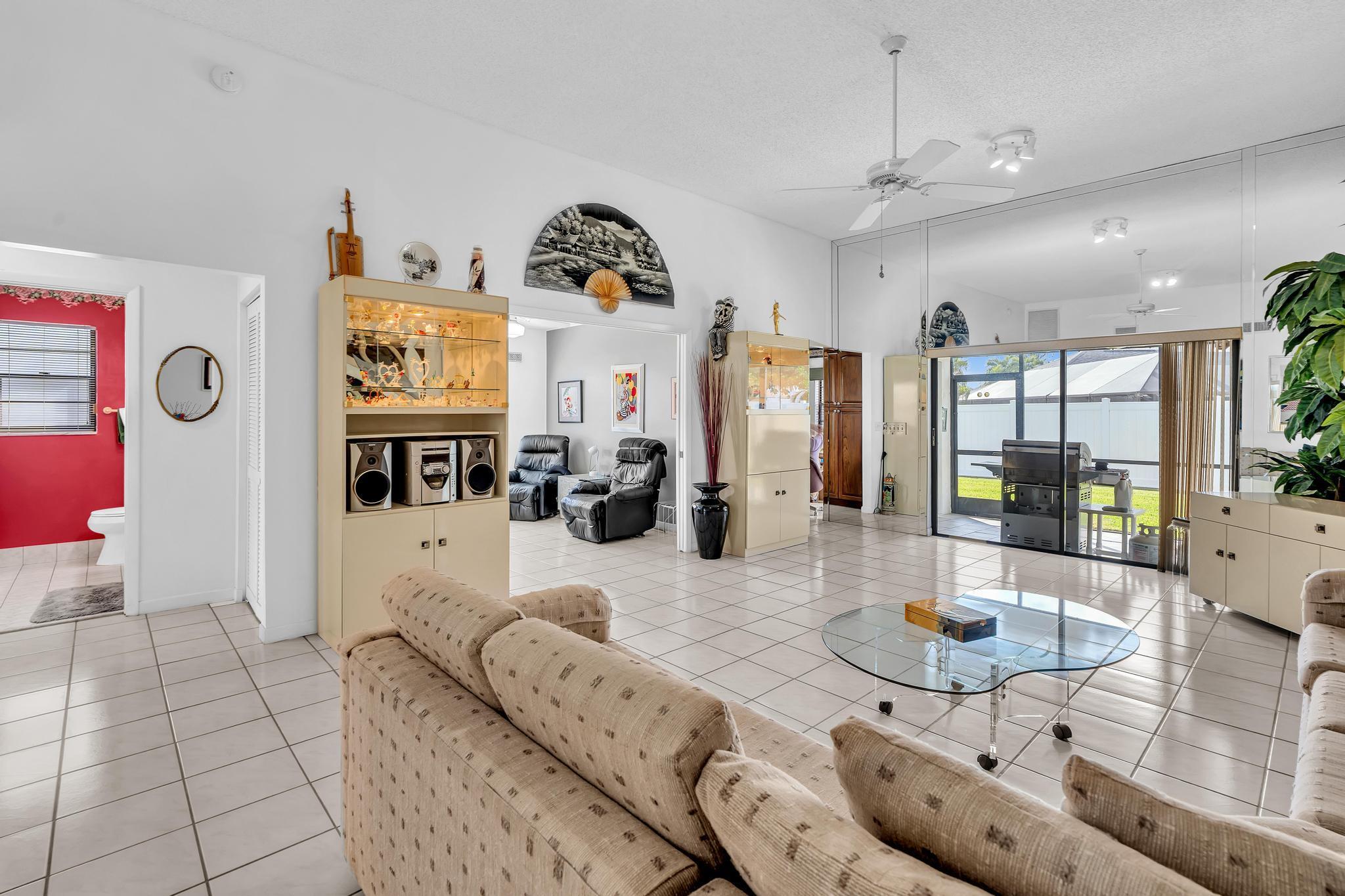 LAKES OF SHERBROOKE - Residential