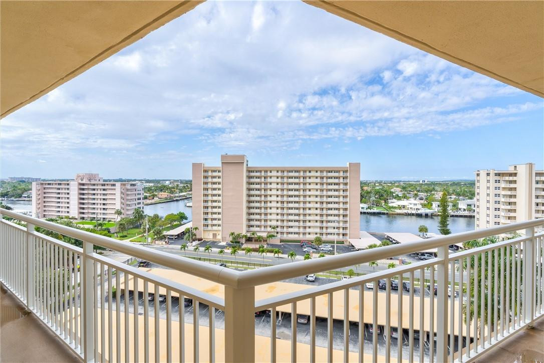 GRANADA HOUSE - Residential