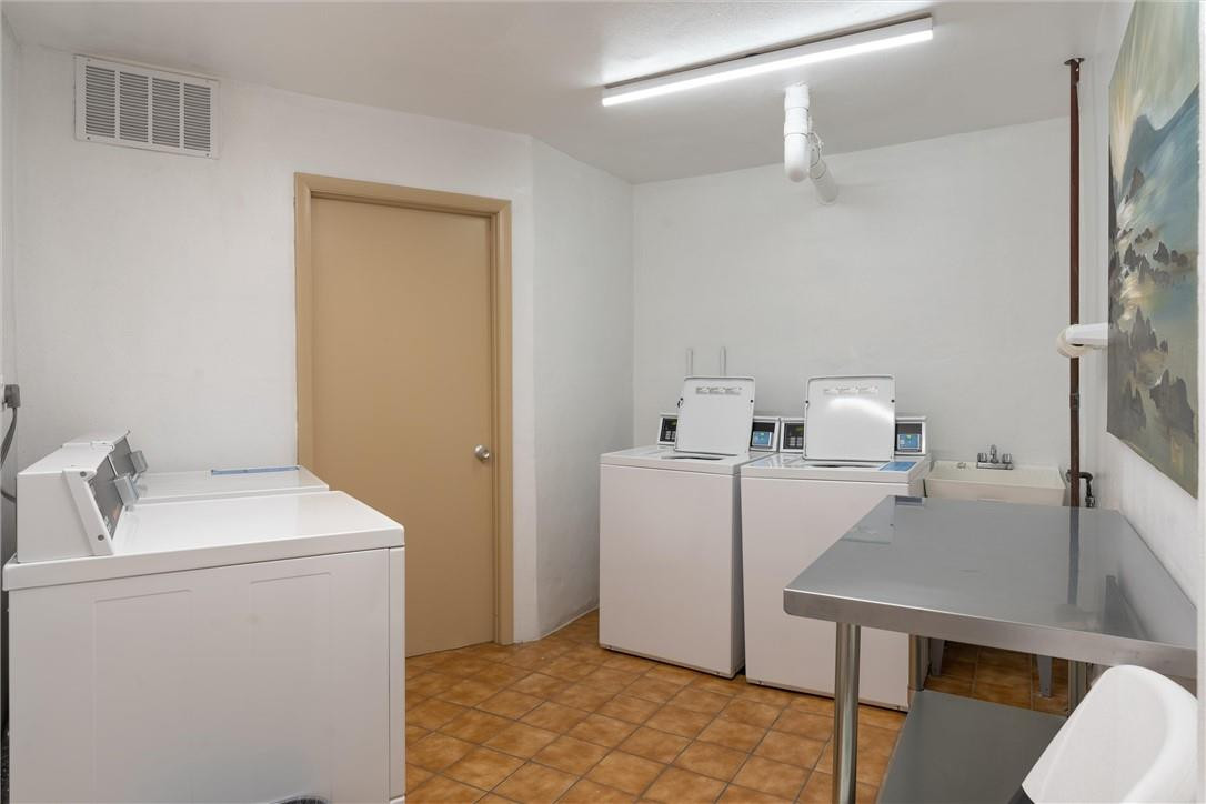 GRANADA HOUSE - Residential