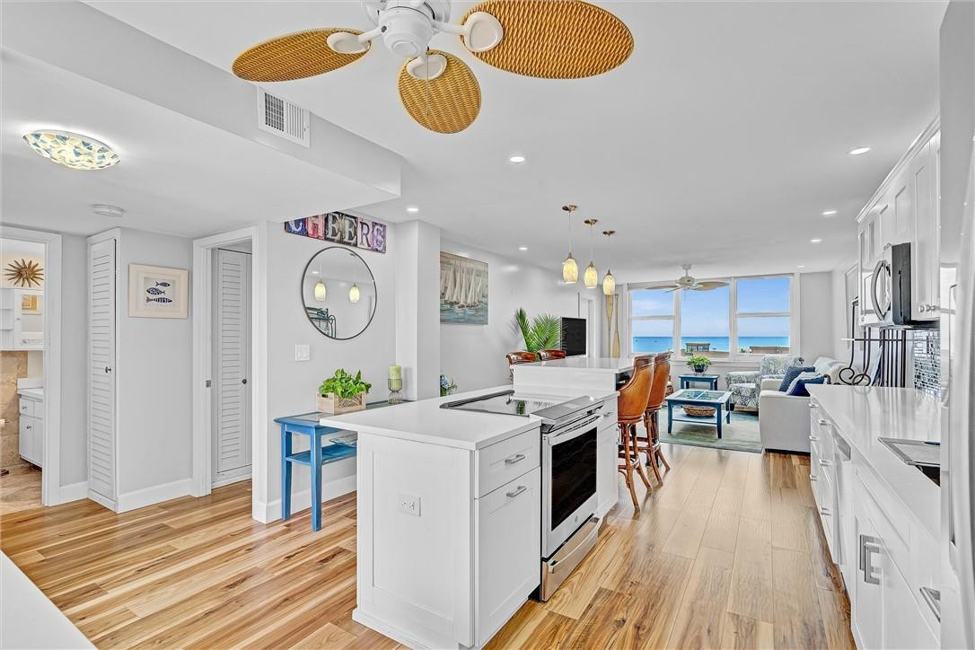 GRANADA HOUSE - Residential