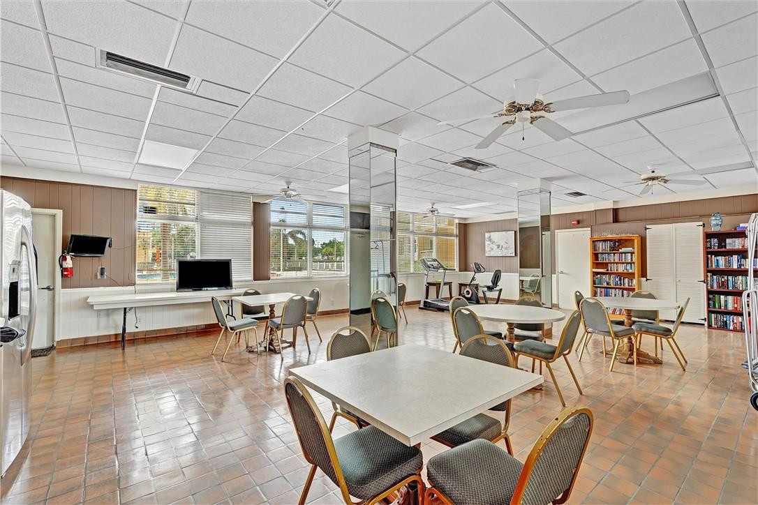 GRANADA HOUSE - Residential