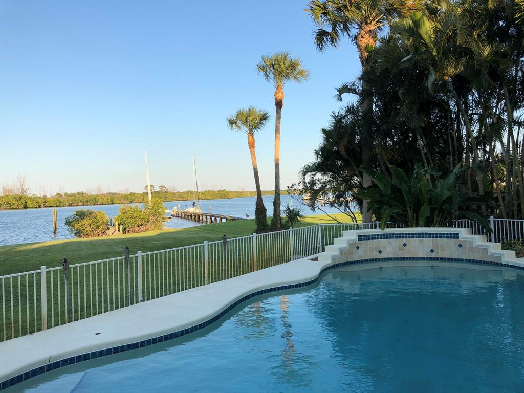 PALM CITY - Residential Lease