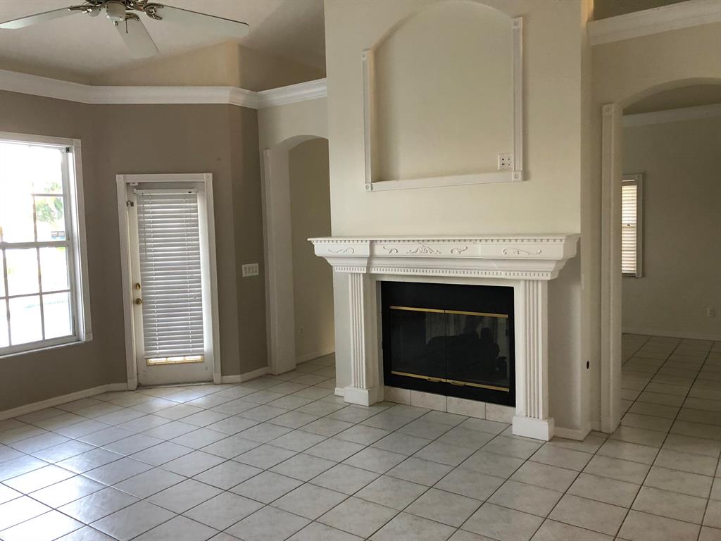 PALM CITY - Residential Lease