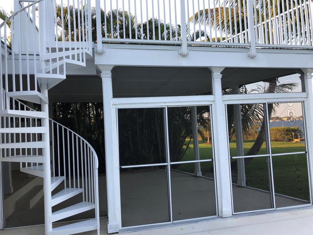 PALM CITY - Residential Lease