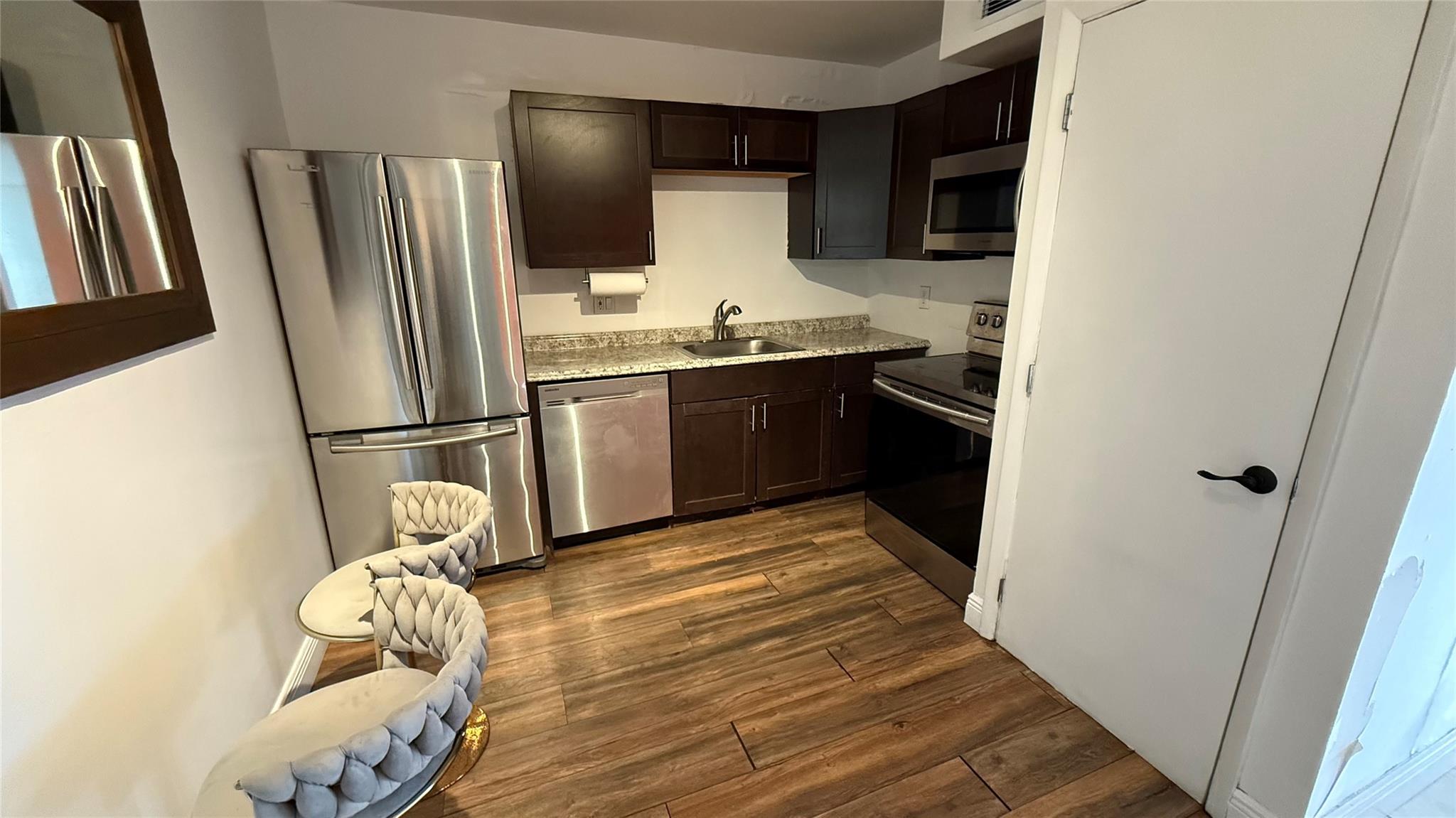 The Manors Of Inverrary X - Residential Lease