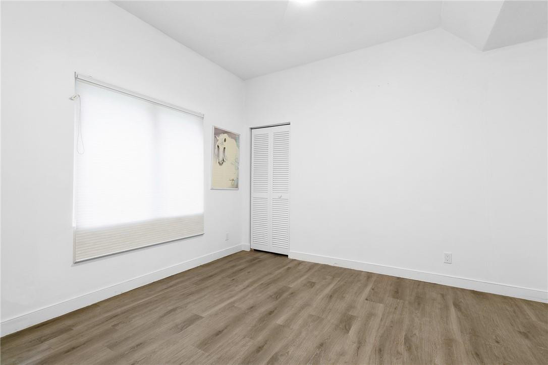 POINT MANALAPAN 1 - Residential