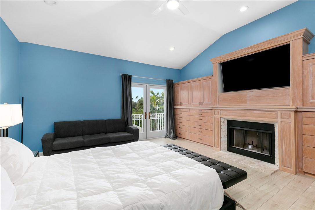 POINT MANALAPAN 1 - Residential