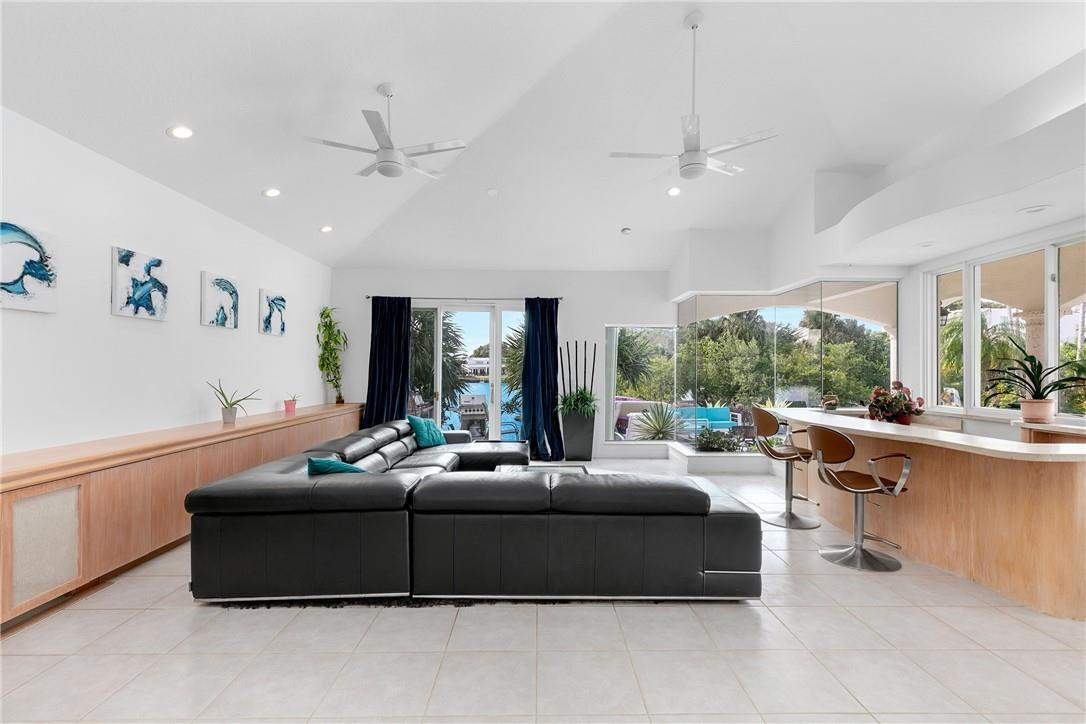 POINT MANALAPAN 1 - Residential