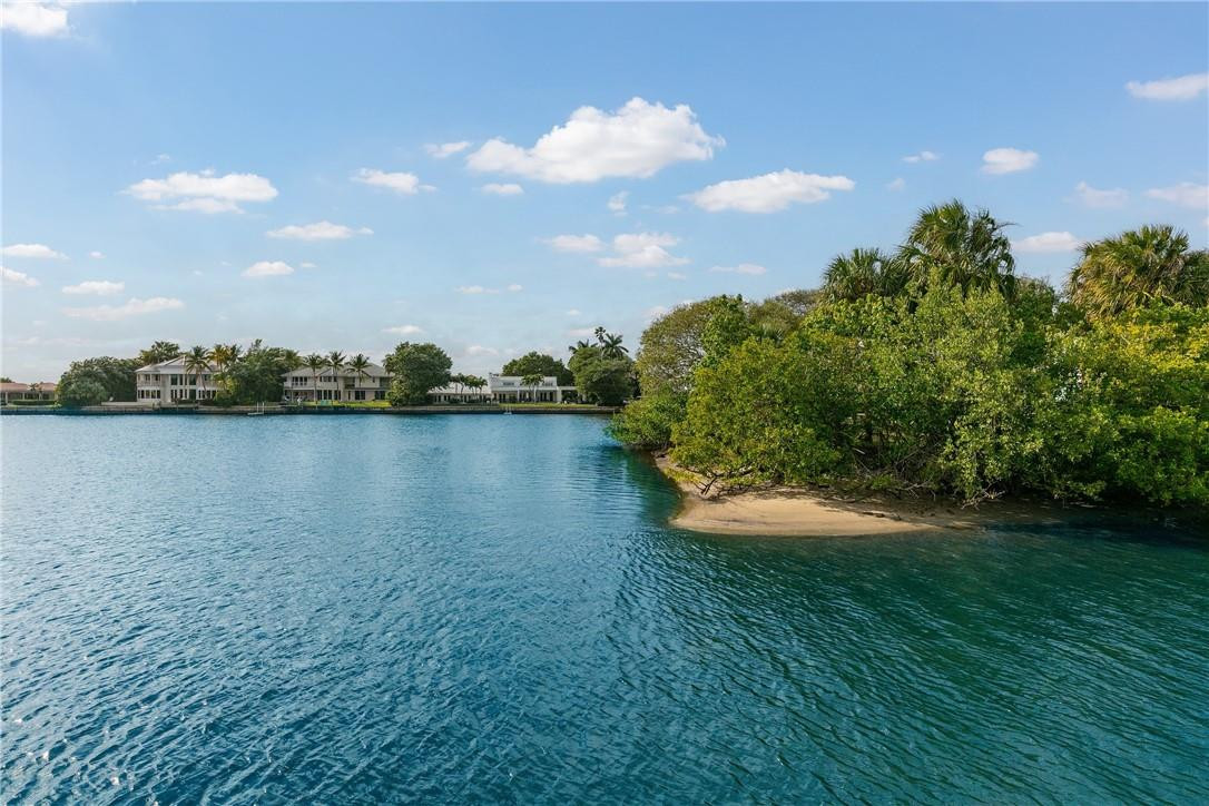 POINT MANALAPAN 1 - Residential