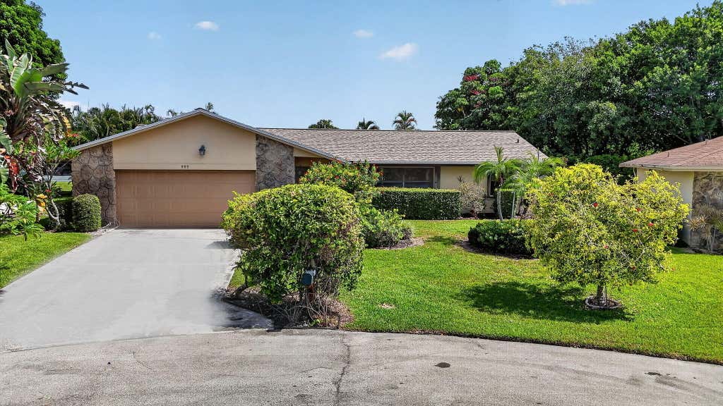 Photo of 999 NW 23RD Lane, Delray Beach, FL 33445 (MLS # B26060975)