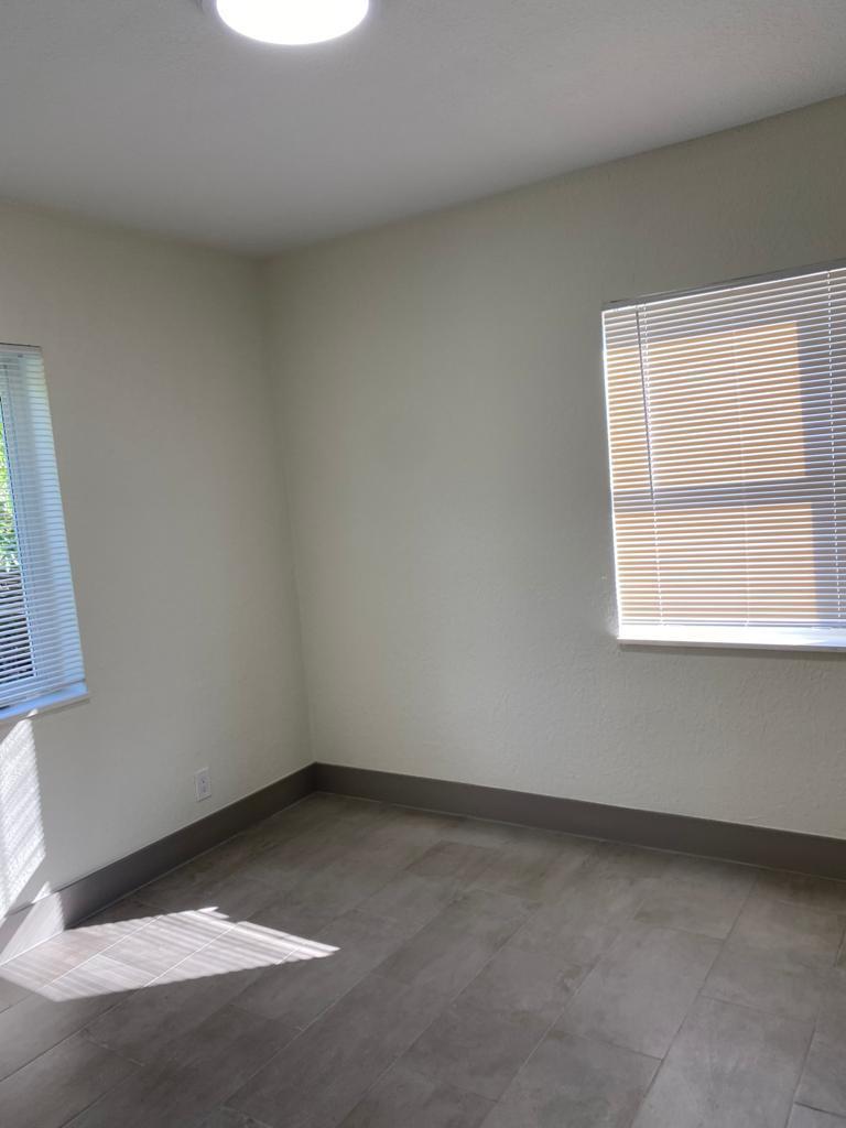 WHISPERING PALMS - Residential Lease