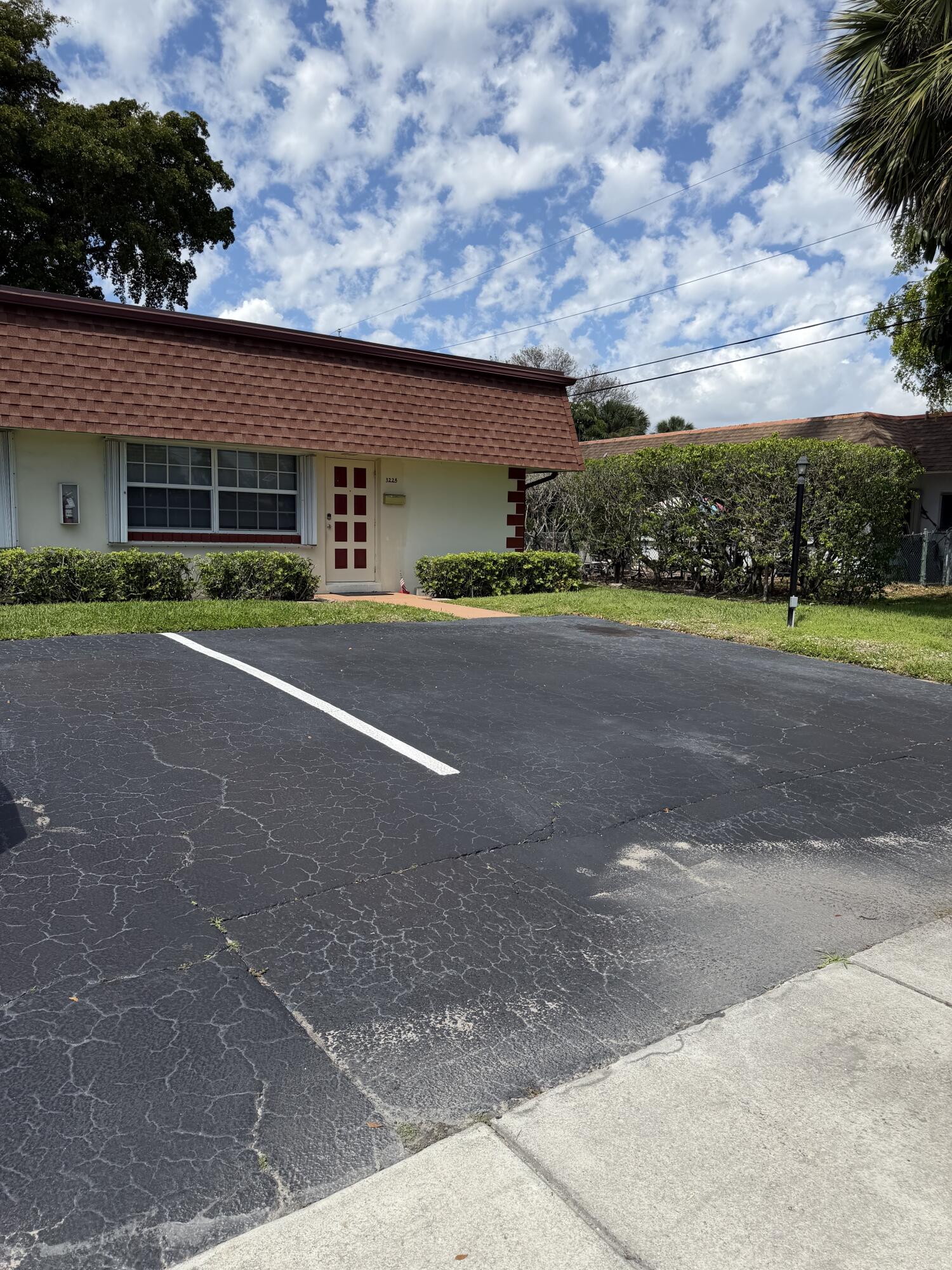 3225 NE 21st Avenue 7