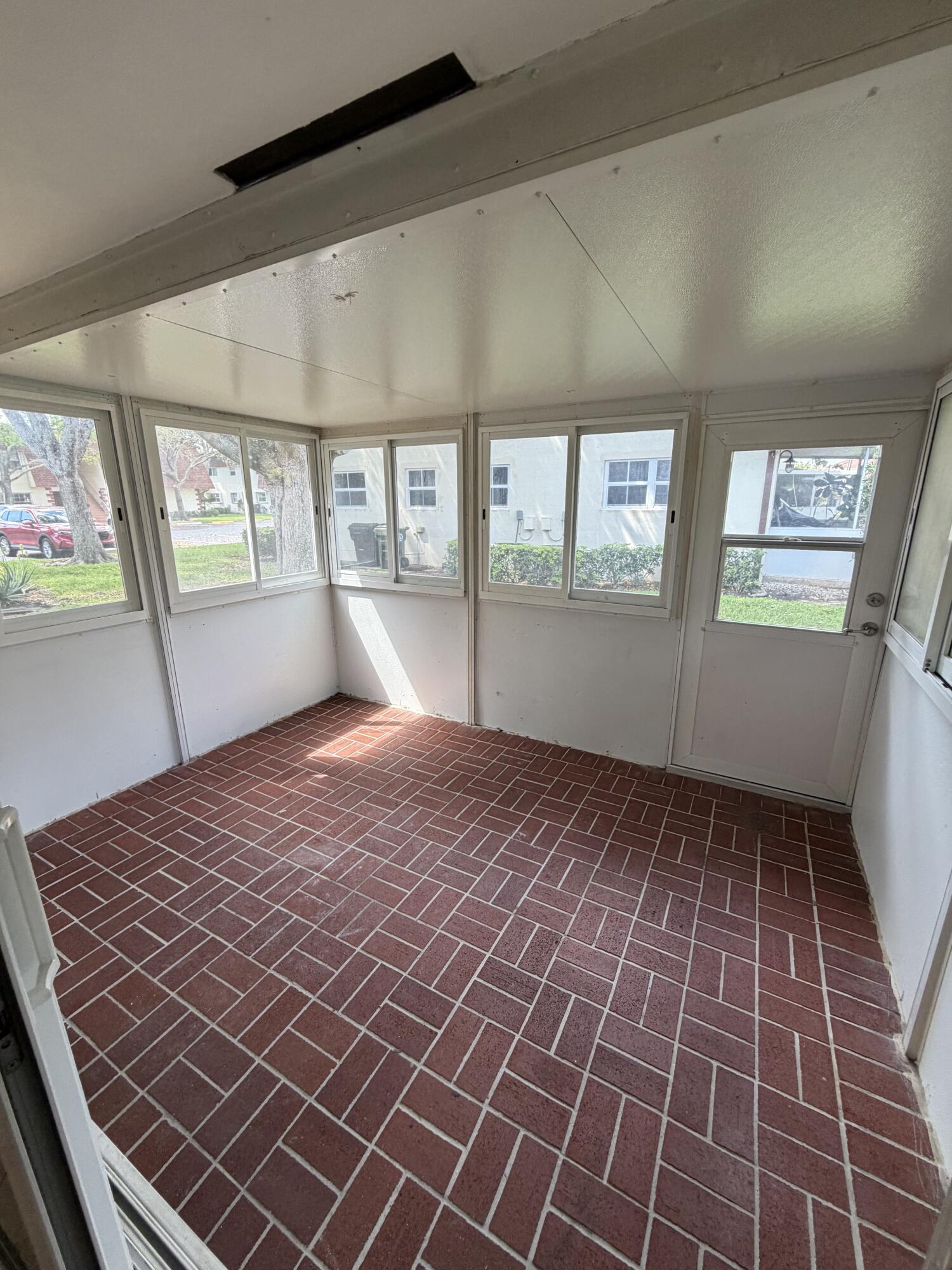 FRENCH VILLAS OF LIGHTHOUSE - Residential