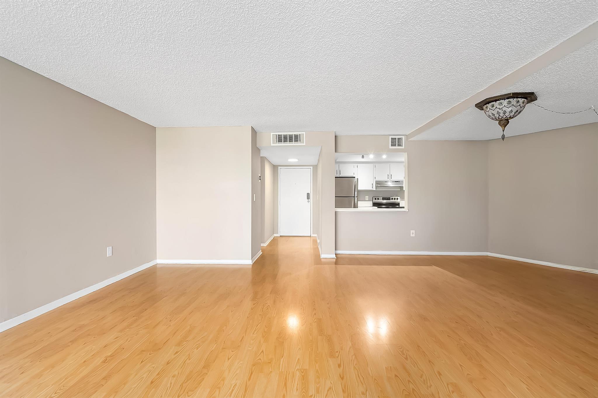 River Reach - Residential