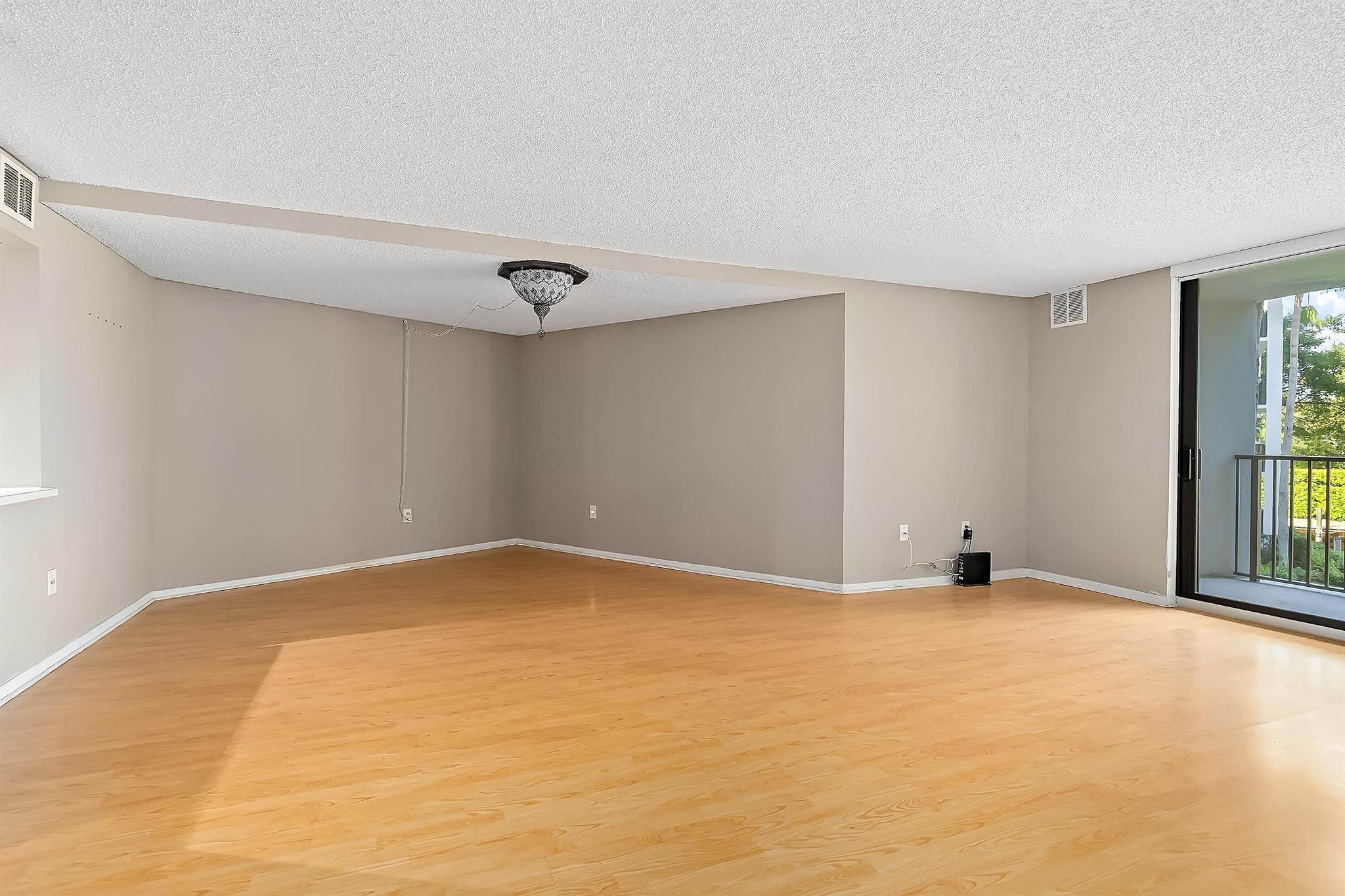 River Reach - Residential