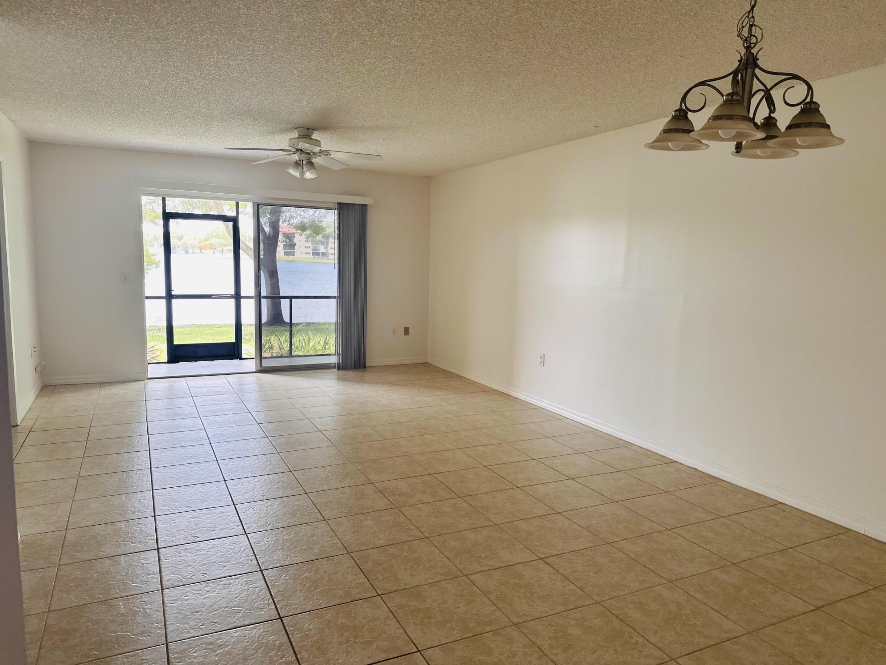 1400 SW 137 Avenue 107f, Pembroke Pines FL 33027