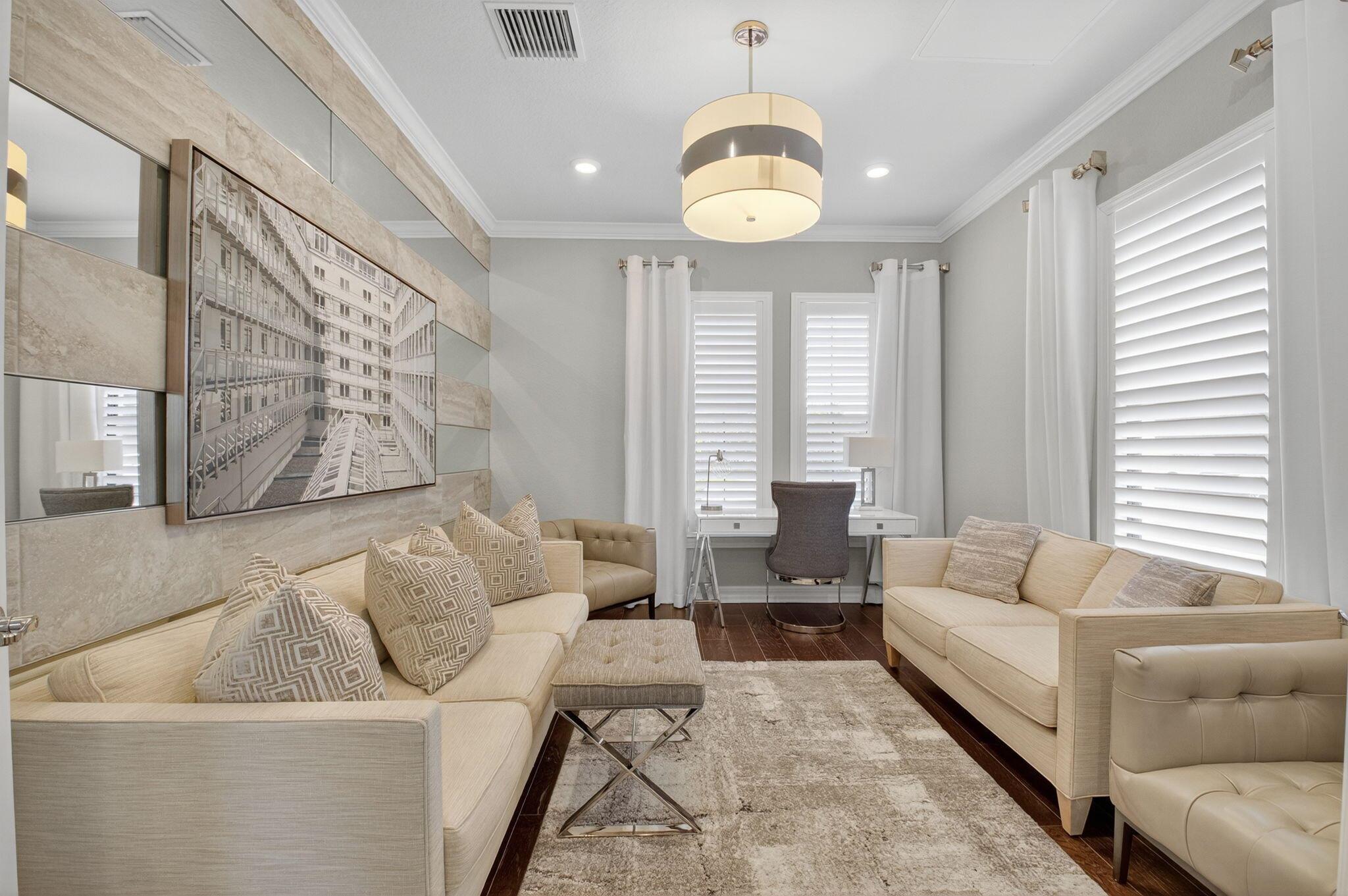 BOCA FLORES - Residential Lease