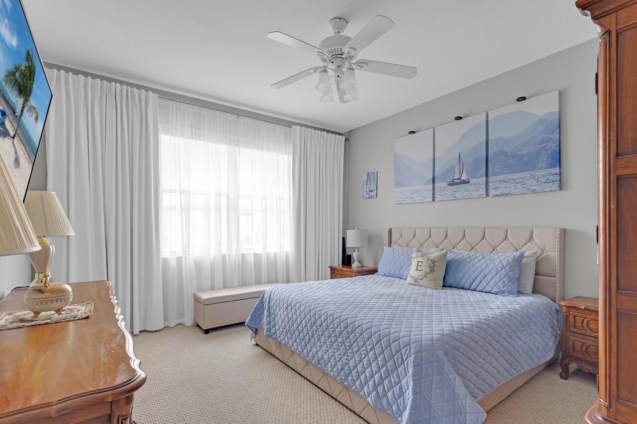 HAMMOCK LAKES PHASE I - Residential