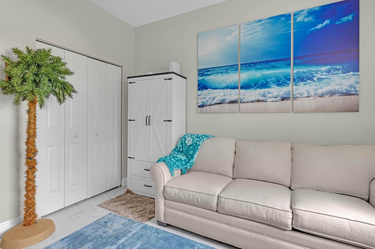 HAMMOCK LAKES PHASE I - Residential